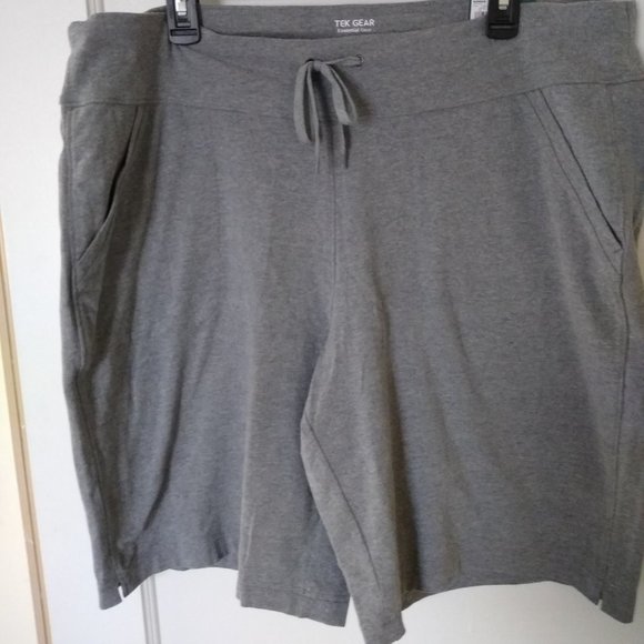 Tek Gear Bermuda Shorts  - XXL - Gray - Picture 1 of 3